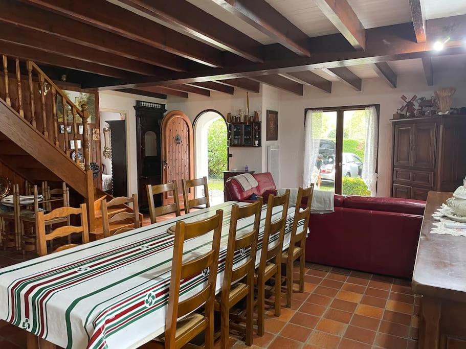 Maison Familiale Pays Basque Ahaxe-Alciette-Bascassan Exterior foto